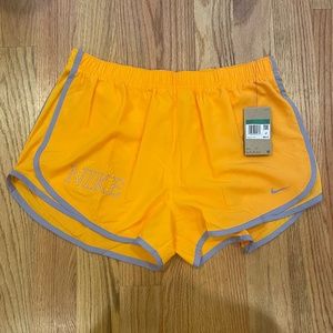 Women's Nike Dri-Fit Orange Training Shorts (XL)